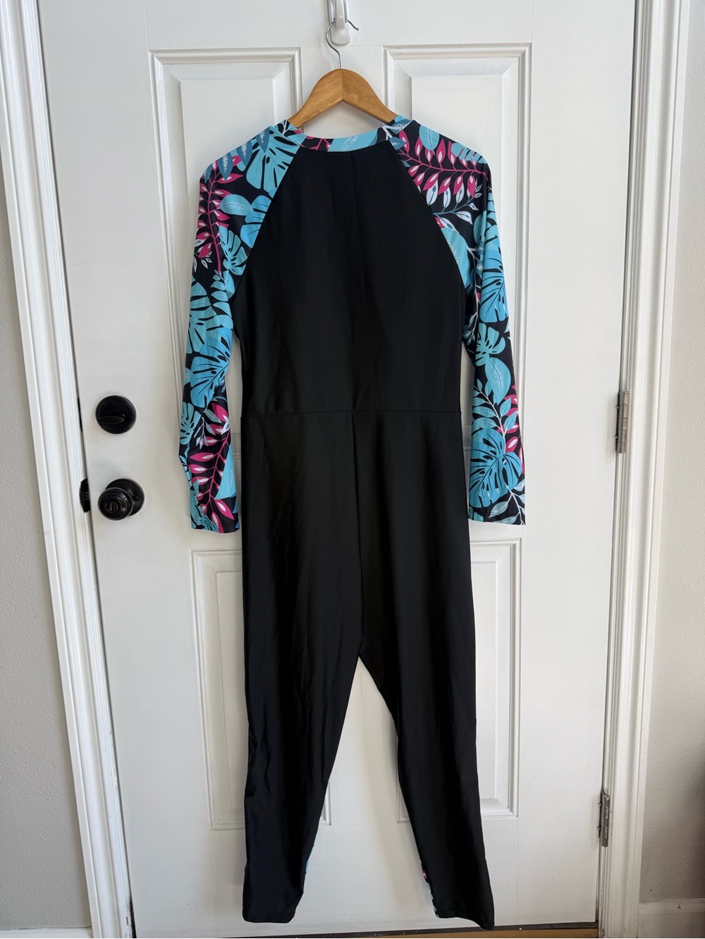 Women’s Rash Guard Full Body Swim Suit One Piece Long Sleeve Pants Floral - Picture 2 of 11